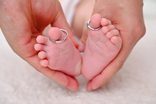 中山孕妇肚子隐隐作痛